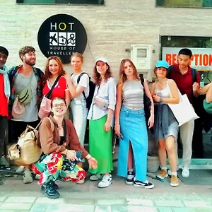 Hostel Hot - House Of Travellers Taj View