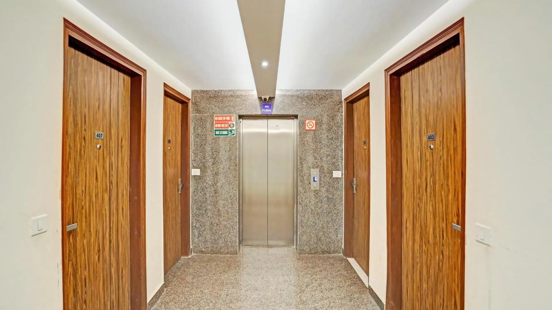 Collection O Rm Residency Near Appu Ghar Hotel Gurgaon 3*,